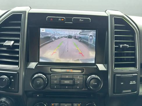 Used 2018 Ford F150 XLT w/ Equipment Group 301A Mid RWD image 28