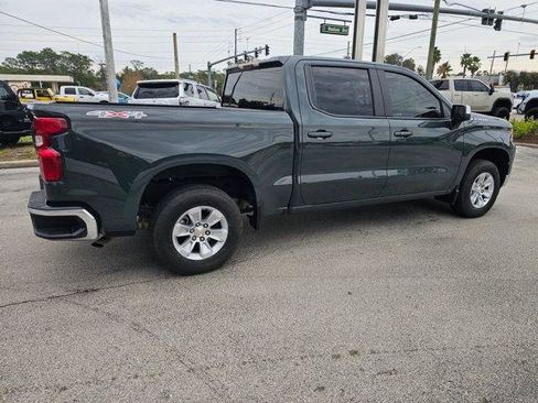 Used 2025 Chevrolet Silverado 1500 LT AWD/4WD image 7