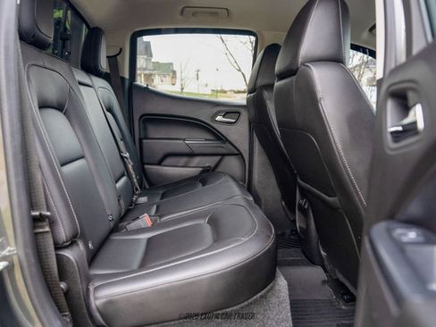 Used 2017 Chevrolet Colorado ZR2 w/ LPO, Premium Interior Package image 40