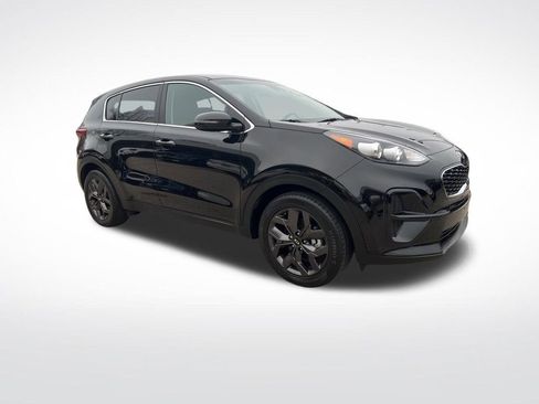 Certified 2022 Kia Sportage LX w/ LX FWD Value Edition Package image 3