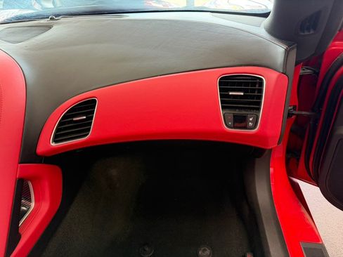 Used 2014 Chevrolet Corvette Stingray Coupe RWD image 45