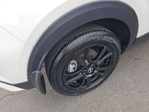 Used 2023 Nissan Kicks SR w/ SR Premium Package image 16