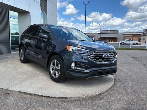 Used 2022 Ford Edge SEL w/ Convenience Package AWD/4WD image 3