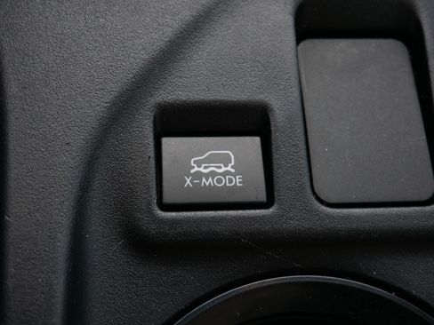 Used 2023 Subaru Crosstrek 2.0i AWD/4WD image 32