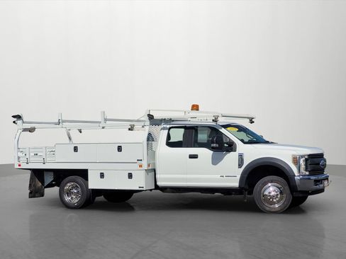 Used 2019 Ford F550 2WD SuperCab Super Duty image 3