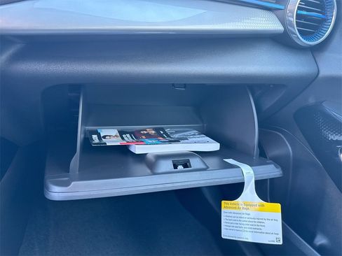 New 2026 Chevrolet Trax LT w/ Sunroof Package image 34