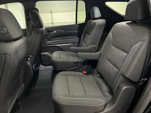 New 2025 Chevrolet Traverse LT w/ Sun and Wheel Package image 60