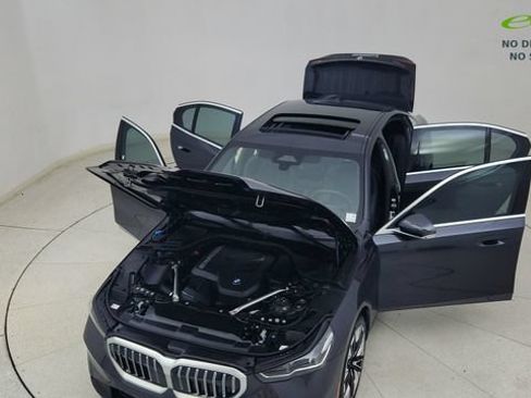 Used 2025 BMW 530i RWD image 87