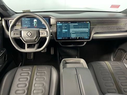 Used 2023 Rivian R1S Launch Edition image 11
