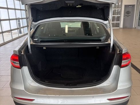 Used 2019 Ford Fusion SE image 20