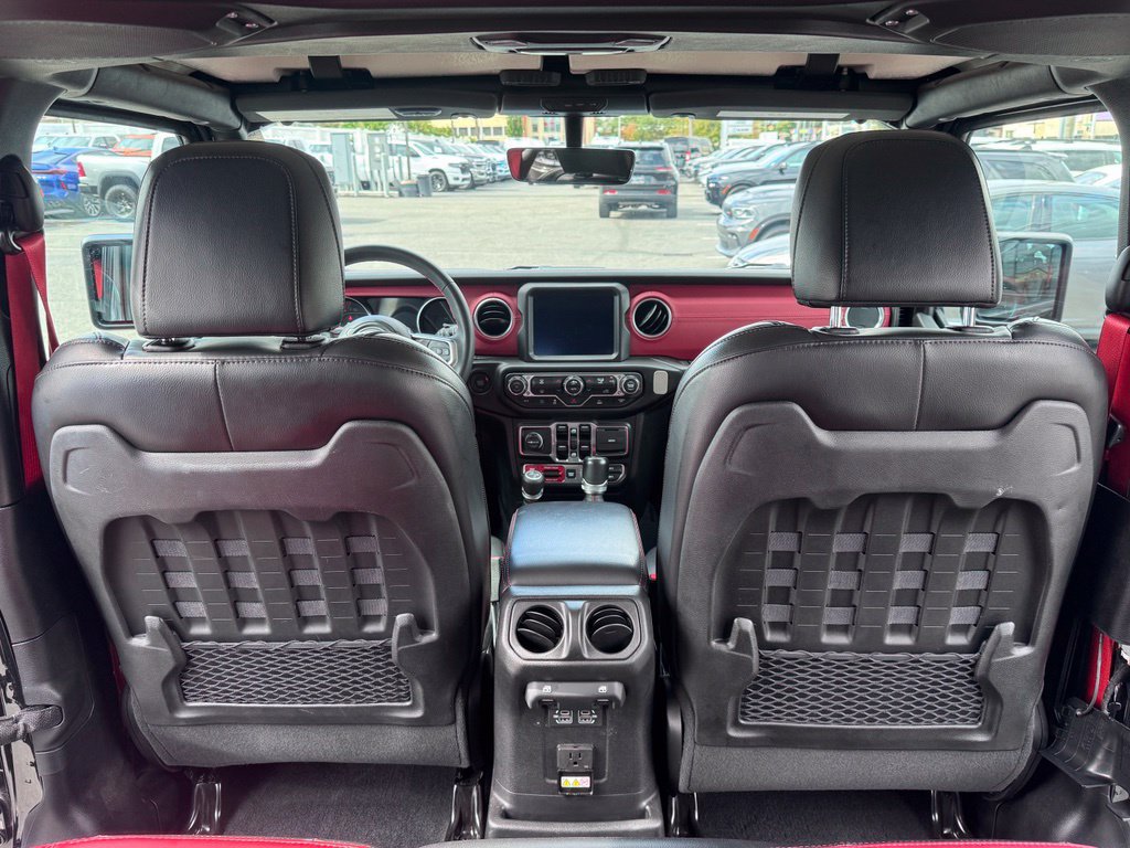 Used 2023 Jeep Wrangler Unlimited Rubicon 4xe AWD/4WD image 24