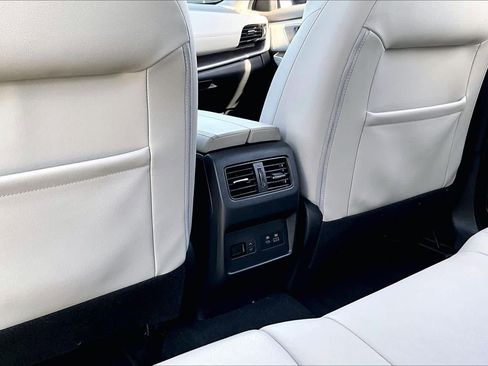 Used 2021 Nissan Rogue SL image 31