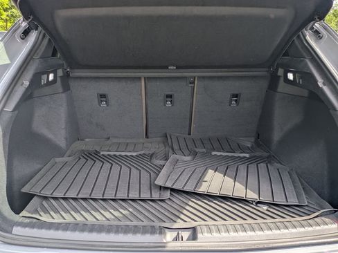 Used 2024 Audi Q4 e-tron Premium Plus AWD/4WD image 81