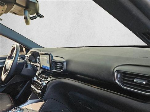 Used 2024 Ford Explorer ST-Line w/ Class IV Trailer Tow Package image 23