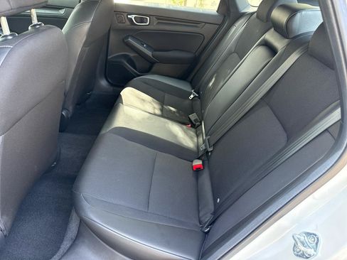 Used 2025 Honda Civic Sport image 25
