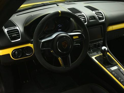 Used 2016 Porsche Cayman GT4 RWD image 45