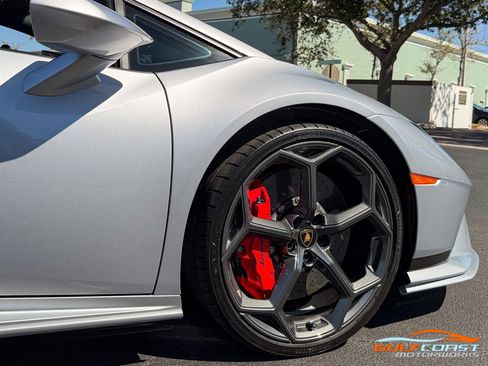 Used 2023 Lamborghini Huracan Tecnica image 72