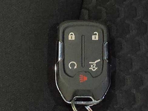 Used 2020 GMC Terrain SLE w/ Driver Convenience Package image 32