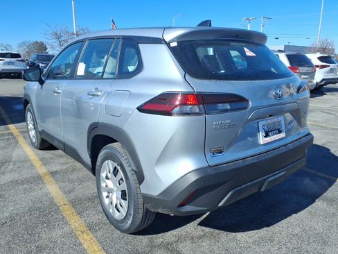 Used 2026 Toyota Corolla Cross L image 5