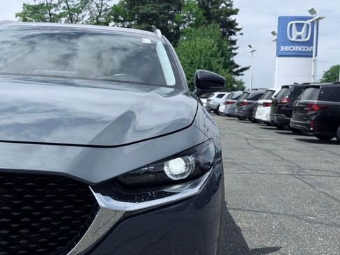 Used 2025 MAZDA CX-30 AWD 2.5 S w/ Preferred Package image 3