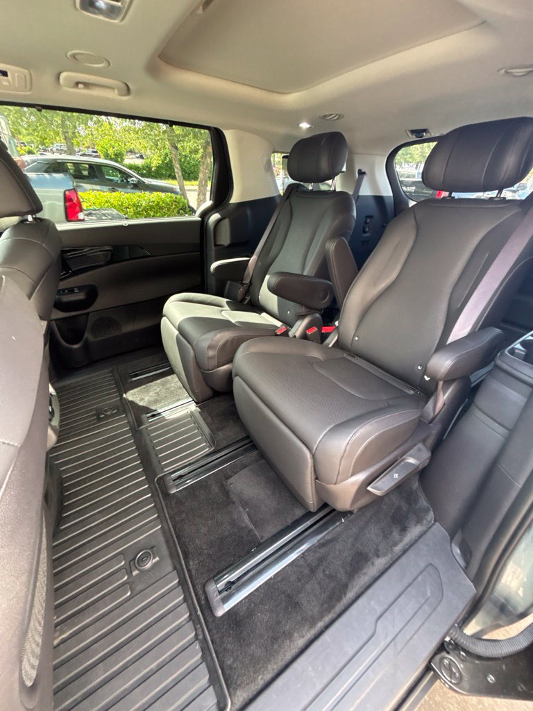 Certified 2026 Kia Carnival SX Prestige FWD image 16
