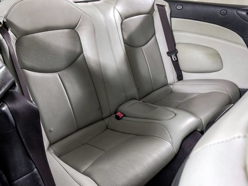 Used 2010 INFINITI G37 Convertible w/ Premium Pkg RWD image 24