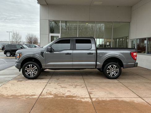 Used 2023 Ford F150 XL image 19