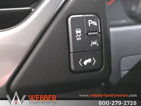 Used 2020 Chevrolet Tahoe LT AWD/4WD image 25