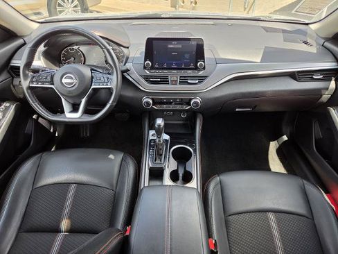 Certified 2024 Nissan Altima 2.5 SR FWD image 13
