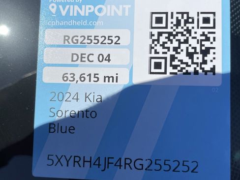 Used 2024 Kia Sorento EX w/ Panoramic Sunroof Package image 27