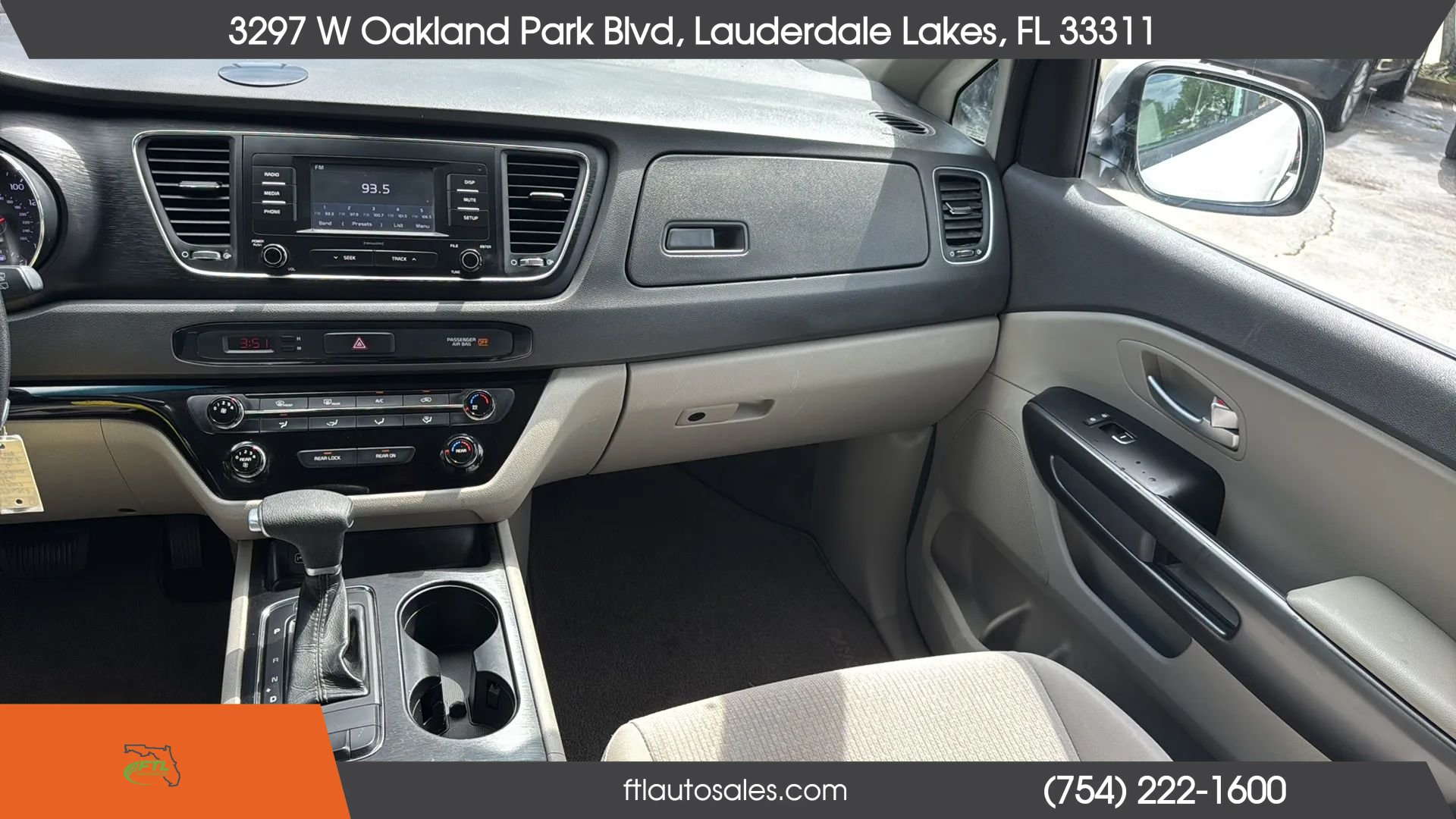 Used 2017 Kia Sedona L FWD image 21