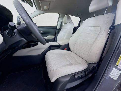 New 2026 Honda HR-V LX image 11