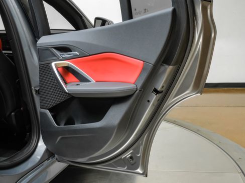 Used 2025 BMW X2 xDrive28i image 57