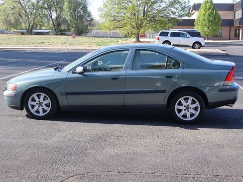 Used 2004 Volvo S60 2.5T AWD/4WD image 9