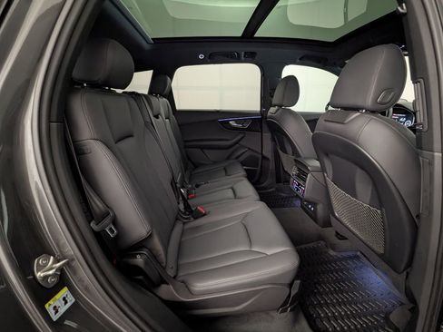 Used 2023 Audi Q7 2.0T Premium Plus AWD/4WD image 34
