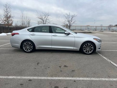 Used 2015 Hyundai Genesis 3.8 image 10