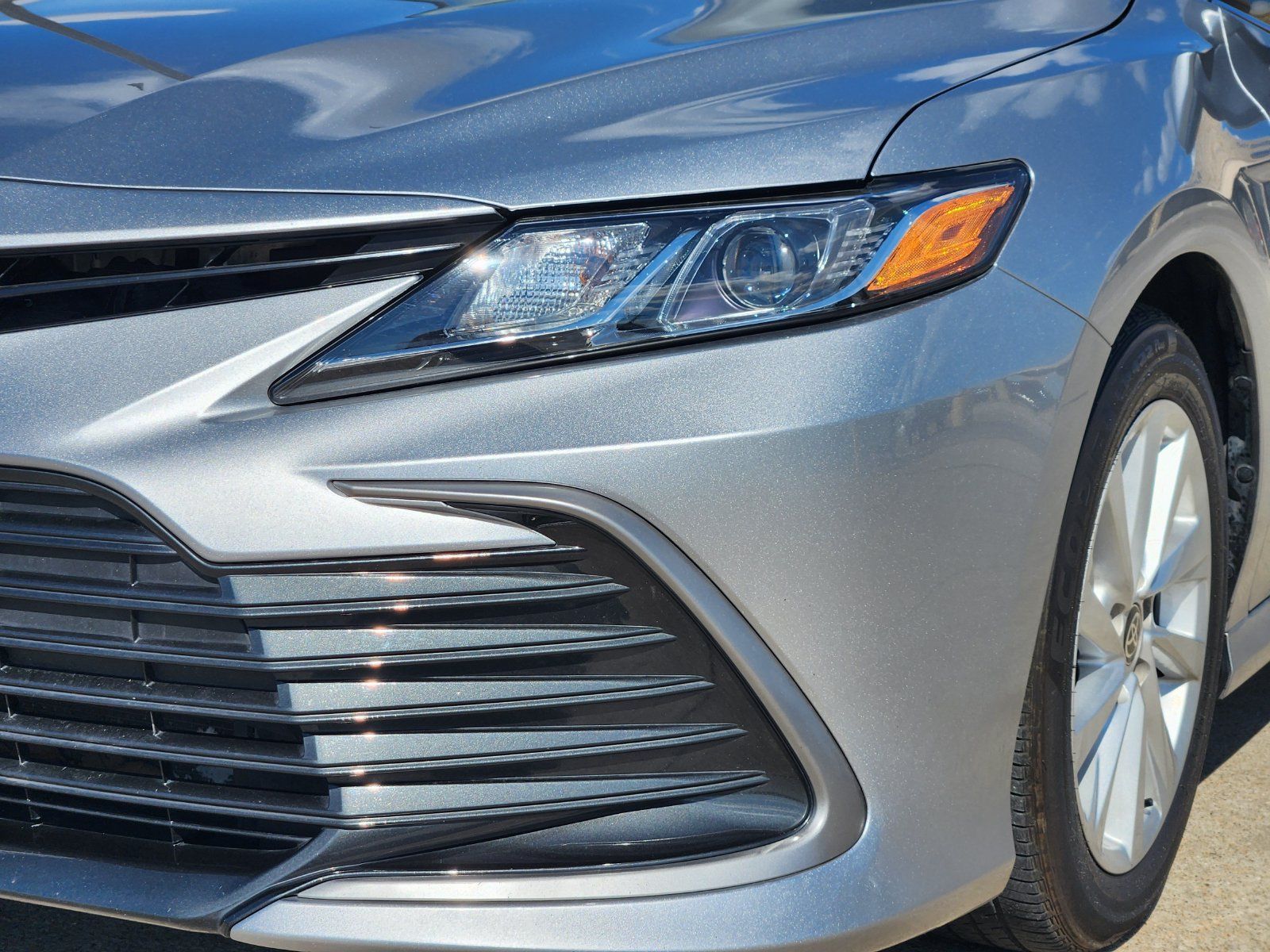 Used 2024 Toyota Camry LE FWD image 10