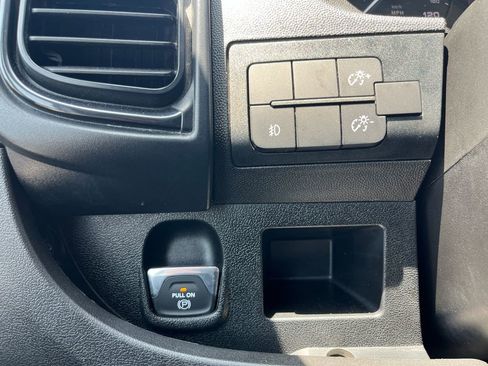 Used 2025 RAM ProMaster 2500 w/ Convenience Group FWD image 23