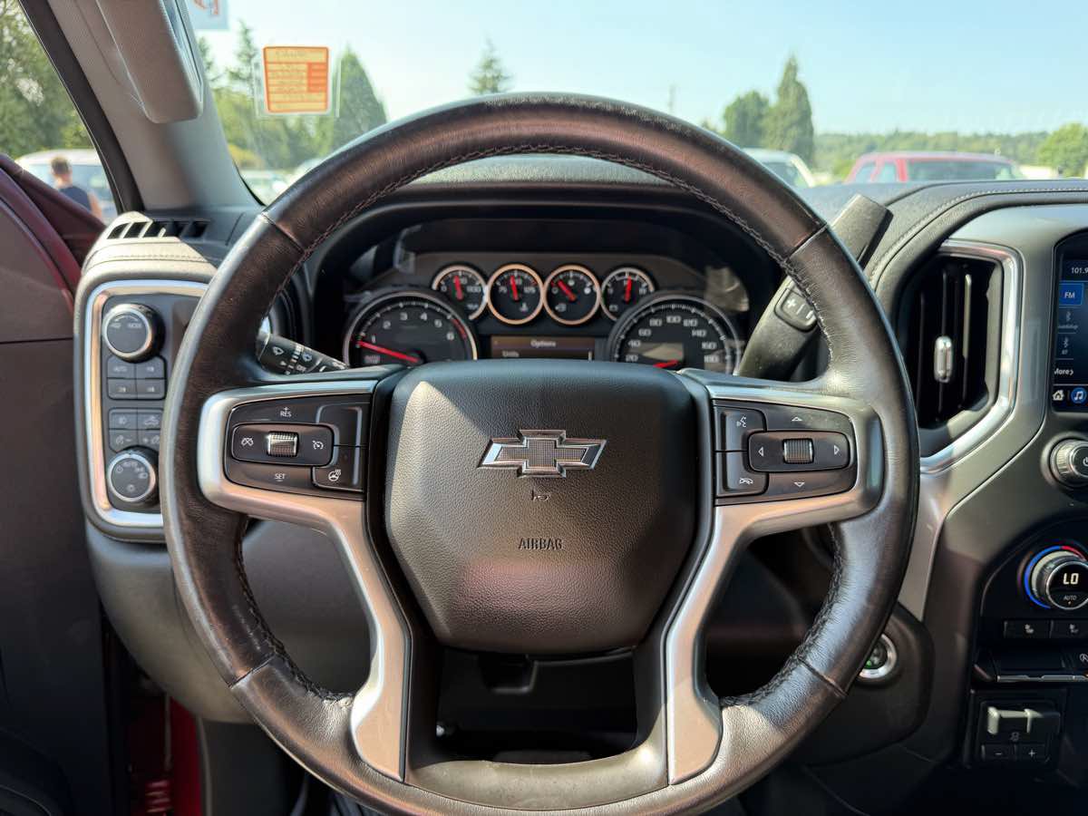 Used 2020 Chevrolet Silverado 1500 LT Trail Boss w/ Convenience Package AWD/4WD image 16