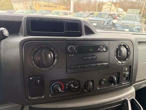 Used 2013 Ford E-250 and Econoline 250 w/ PWR Group image 15