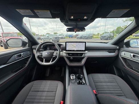 New 2026 Ford Explorer ST-Line w/ ST-Line Street Pack AWD/4WD image 17