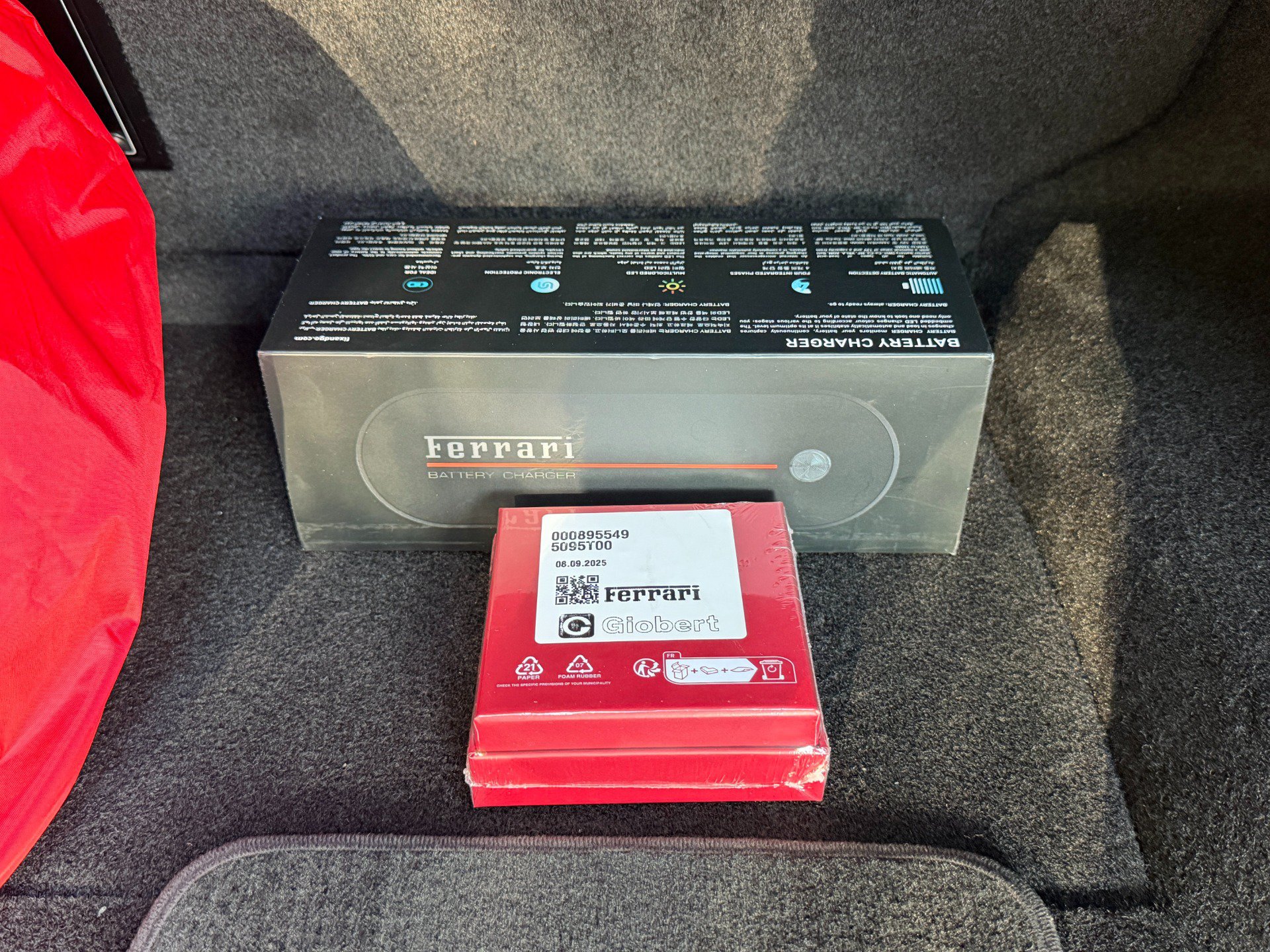Used 2026 Ferrari Purosangue AWD/4WD image 99