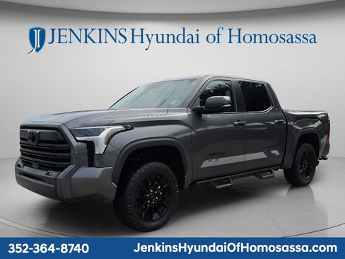 Used 2025 Toyota Tundra SR5 w/ SR5 Premium Package RWD image 10
