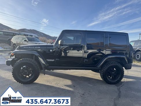 Used 2013 Jeep Wrangler Unlimited Rubicon image 6