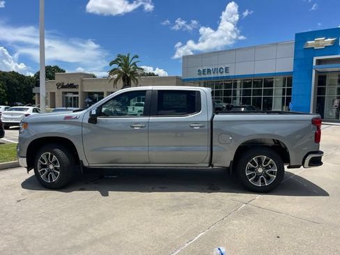 New 2026 Chevrolet Silverado 1500 LT w/ Z71 Off-Road Package AWD/4WD image 4