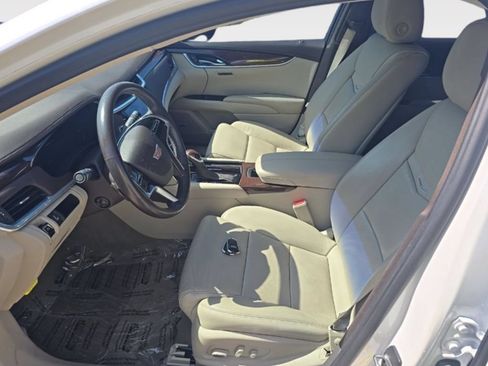 Used 2016 Cadillac XTS Luxury w/ Driver Awareness Package FWD image 7