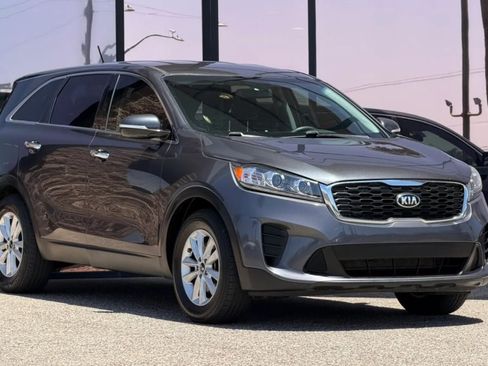 Used 2019 Kia Sorento FWD V6 image 23