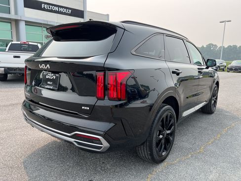 Used 2023 Kia Sorento SX AWD/4WD image 10