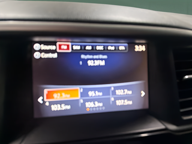 Used 2020 Nissan Pathfinder SV FWD image 21