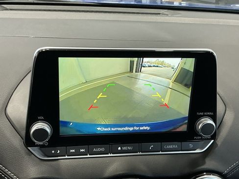 Used 2024 Nissan Sentra SV w/ All-Weather Package image 4